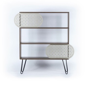 Bücherregal mit Regalen aus Nussbaumholz und schwarzen Beinen 94x117H cm - Illia