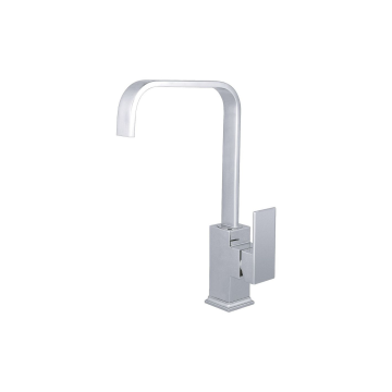 Moderne Küchenarmatur Malaga aus Chrom - Eleganz und Funktionalität